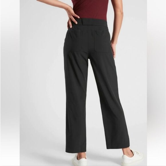 Athleta Tribeca Black Utility Crop Pants - Size 4 - Picture 2 of 12